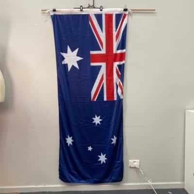 BNWOT  Australian Flag - Large   
