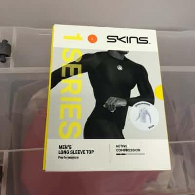  Mens  Size L Mens Skins Series-1 Mens Compression Size L Long Sleeve Top White New In Box #3