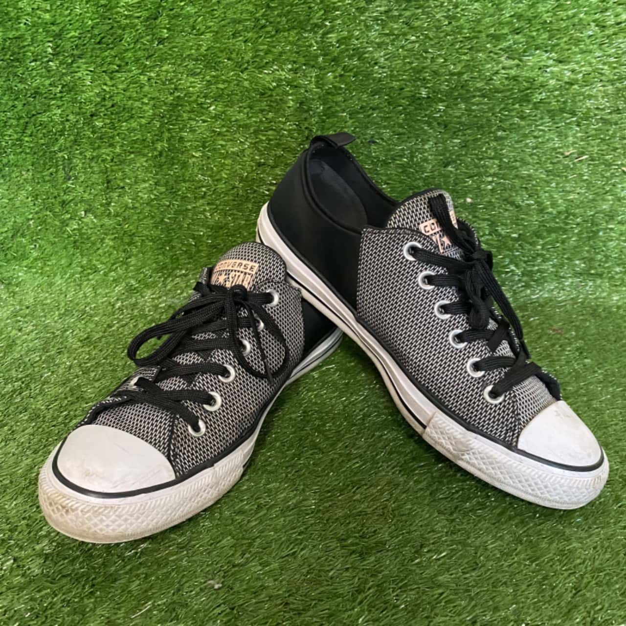 herringbone converse