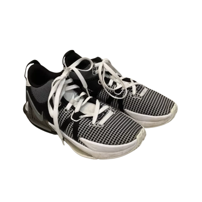 Men’s Nike Size 8 Black & White Witness 7 Trainers