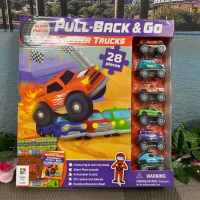 Pull back & go monster trucks New