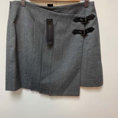 Marc Jacobs Womens  Size 8 Asymmetrical Hemline Skirt Grey 