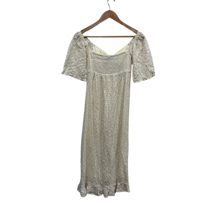 Paper Heart Womens  Size 6 Cream 