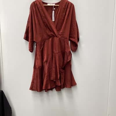  Womens  Size 10 Casual Dress rust 