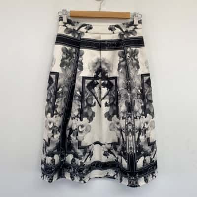 Bariano Black White Floral Midi Skirt  Size XXS 