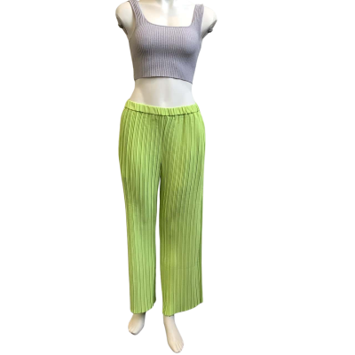 Brand New Mossman Womens Size 10 Low Rider Crinkled Pant Celery