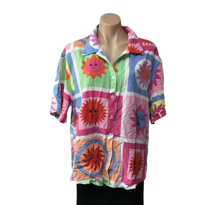  Womens Size XL Multicoloured Pattern Short Sleeve Shirt