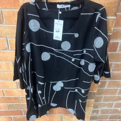  Womens Ruby Rain Size 16 3/4 Sleeve Top Black  / Pattern / White 