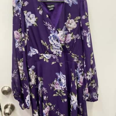 City Chic Womens  Size S Casual Dress Floral / Purple 