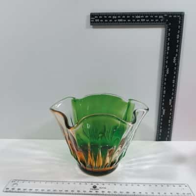 Vintage Sanyu Glass Japan Blown Art Green Amber Wavy Candy Dish Bowl 