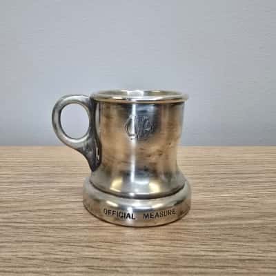 Stokes & Sons - Boomerang Plate - Official Measure Cup