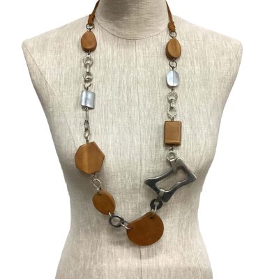  Long Chunky Necklace Brown Wood  / Silver 
