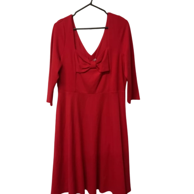 Review  Womens  Size 18  Red  Formal Dress 