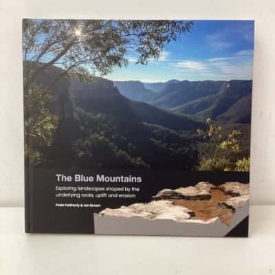 The Blue Mountains - exploring landscapes  book by Peter Hatherly & Ian Brown