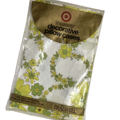 Legit retro pillow cases BNWT