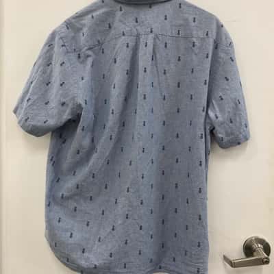 H&M Mens  Size L Blue Shirt
