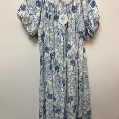 Serafina Womens  Size 10 Off The Shoulder Dress Blue / White 