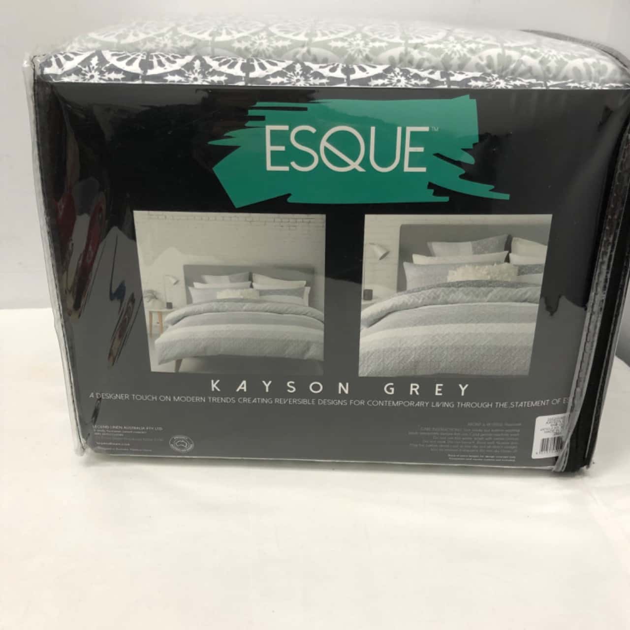 Esque Super King Quilt Cover Set BNWT (s)