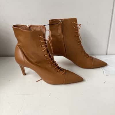 NEW - Zara Womens Ankle Boots Size 37 Mustard 