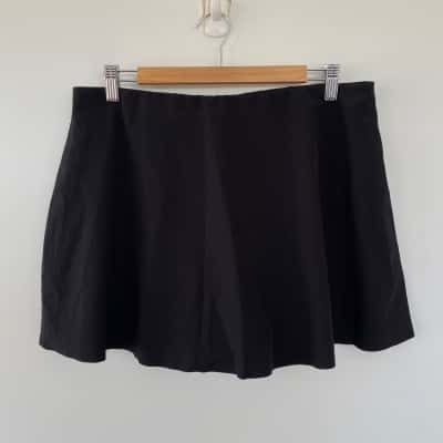Lorna Jane Black Active Wear Sport Skirt And Shorts Size 12 