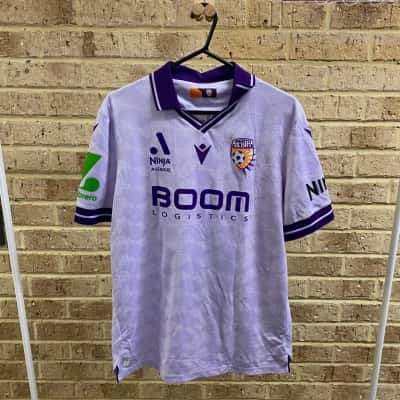 Mens macron Perth glory light team top Size XL 