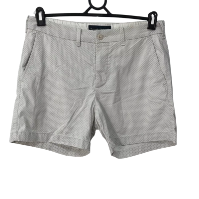 Abercrombie & Fitch  Size 32 Tailored short  Shorts Cream 