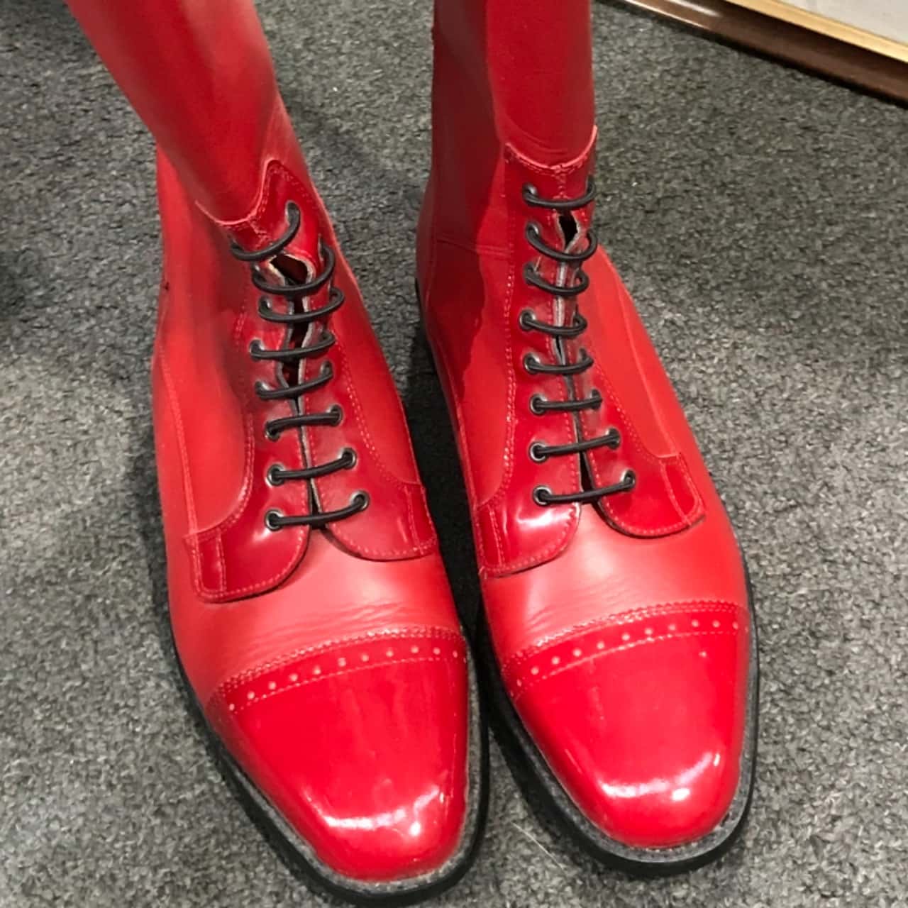 red boots size 9