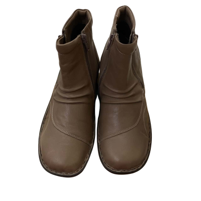 Planet Shoes Womens  Size 40 Boots Brown Leather 