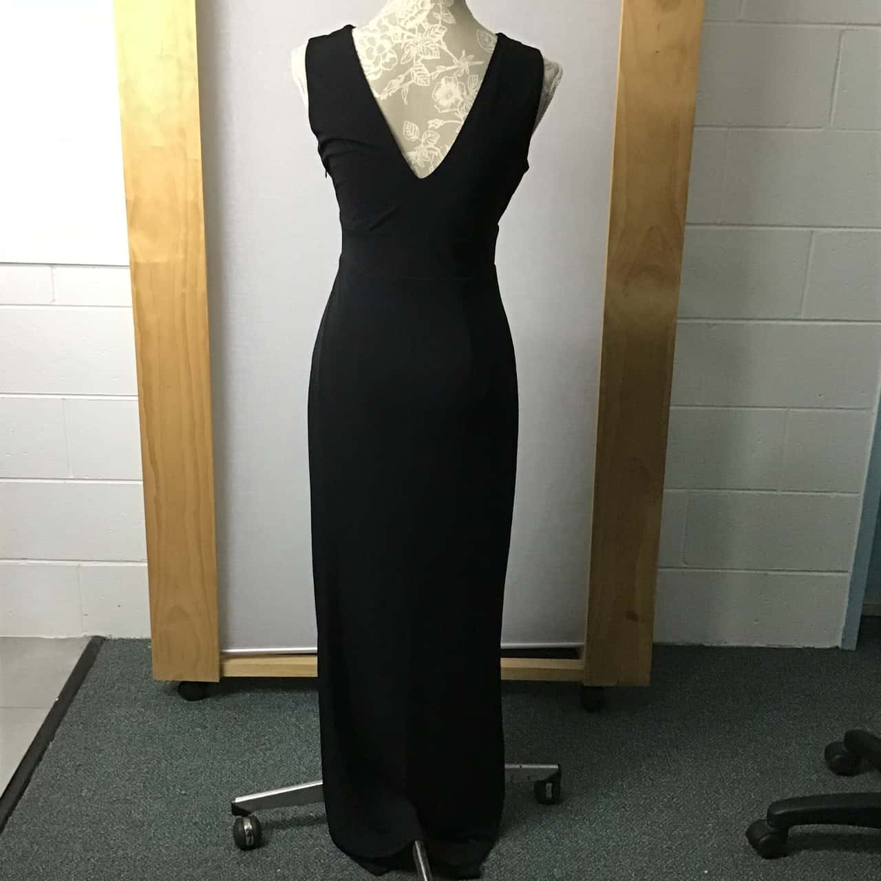 Charlie Brown Womens Size 8 Long Black Dress with Gold Tone Square Detail  (s) - Used As New | Salvos Stores
