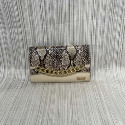 Kate Hill Elegant & Classy Beige Snakeskin Finish with Gold Tone Chain Detail Clutch Handbag - Brand New with Tags - RRP $49.99