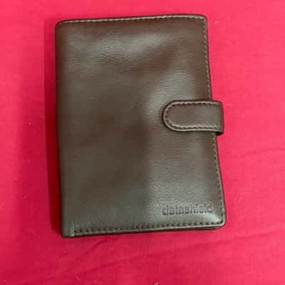  Unisex Genuine Leather Data Shield RFD /Secure Bi-Fold Wallet Brown 
