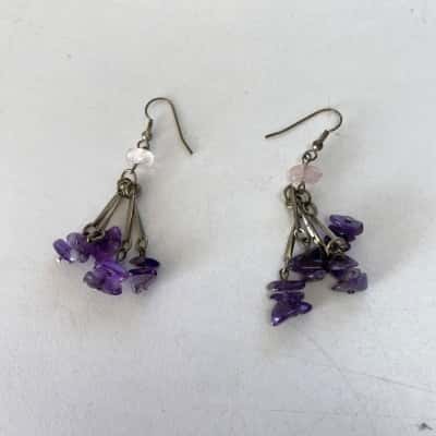 925 Sterling Silver Amethyst Gemstone Chip Dangle Earrings