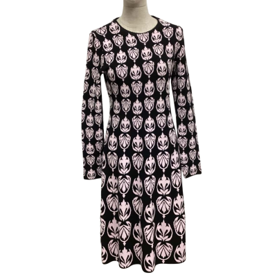  Marc Cain Knitted Dress  Size 4 Long Sleeve Black  / Pink  