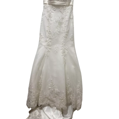 Womens  Size 10 Bridal Dress Off White 