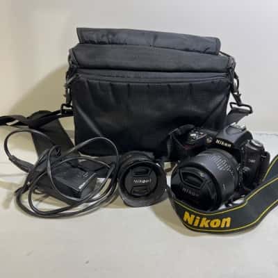 Nikon D90 + Lenses + carry bag + chargers SEE DESCRIPTION