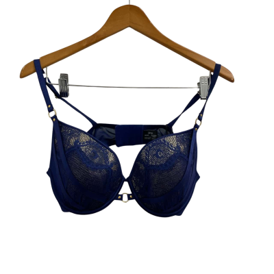 Vamp Amazon Full Cup Bra(16D) and High Leg Brazilian knicker (14). New with tags.