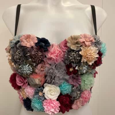  Beautiful Floral Women’s Top  Size 34 Cami  / Floral Top Floral 