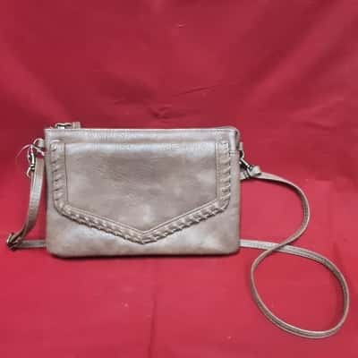 Marakai small size  mid brown multi compartment zipper top versatile shoulder bag