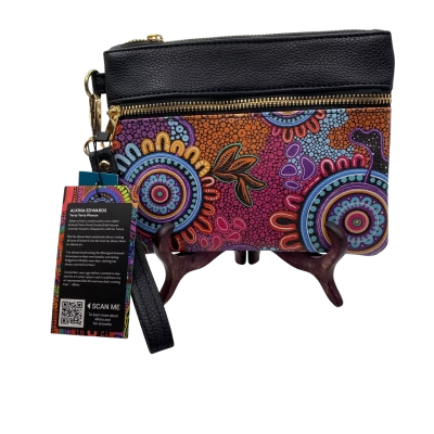  Womens Clutch Black  / Multicoloured 