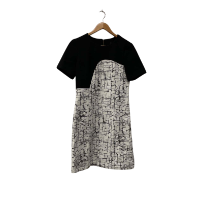 Cue Womens  Size 10 Midi Dress Black  / Pattern / White 