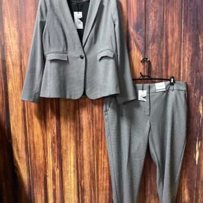 Preview pants and blazer   Size 20 Black  / White new 