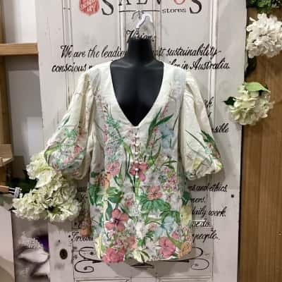 Blue Illusion Brand! BNWT RRP $189.00!! THE FLORAL BORDER PRINT BLOUSE! STUNNING PUFF BALLOON SLEEVE DETAIL! Womens  Size XXXL Button Up Top / Floral Top / Short Sleeve Shirt / Short Sleeve Top Beige / Floral / Pattern 