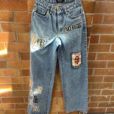 Factorie Womens  Size 6 Light Wash Graphic Jeans 