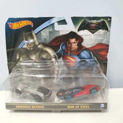 Hot Wheels Batman V Superman Cars - New In Package