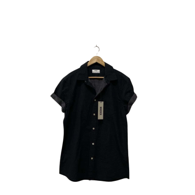  Mens  Size M Short Sleeve Shirt Black  / White 