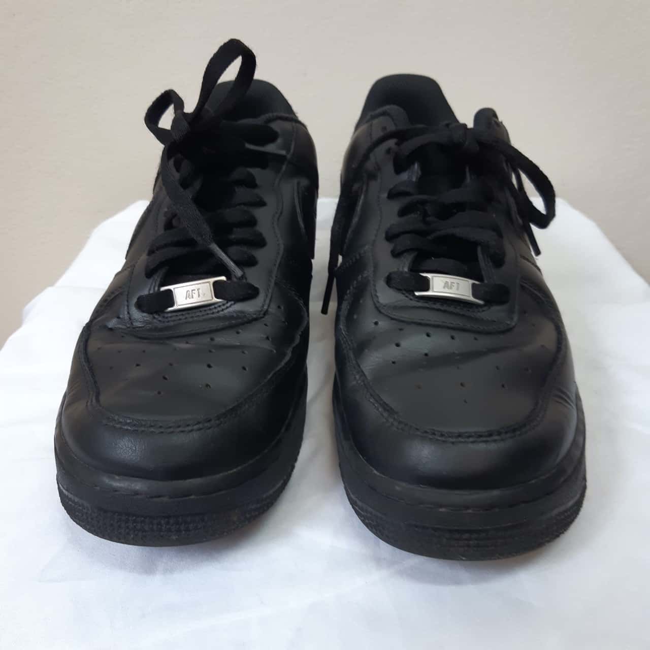 black air force 1 mens size 10