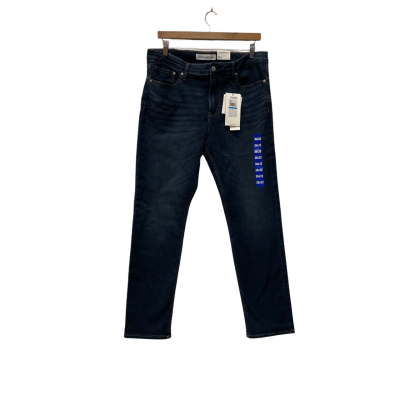 Calvin Klein Jeans Mens  Size 36 Straight Leg Jeans Blue 