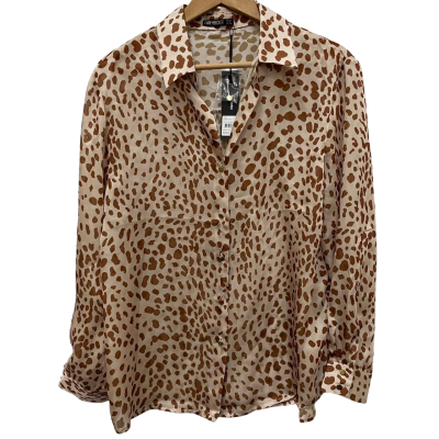 Fate & Becker True To Life Giraffe Print Shirt Size 10