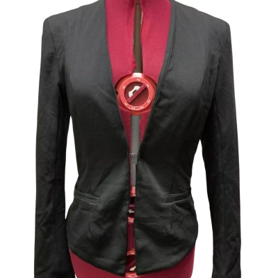 Atmos&Here Womens  Size 8 Suit Jacket Black  