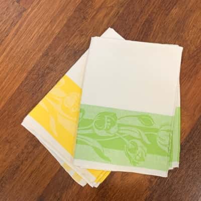Brand New-Pair of Retro European Linen Tea Towels